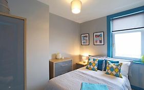 Elland Road Guesthouse